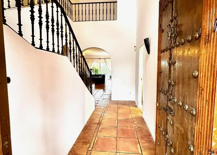 Puerto Banus Private Pool And Garden Villa *