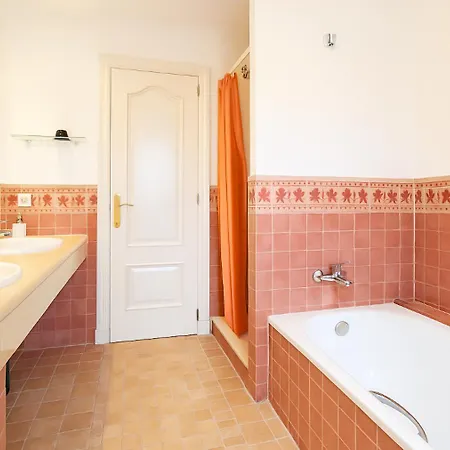 Villa Puerto Banus Private Pool And Garden