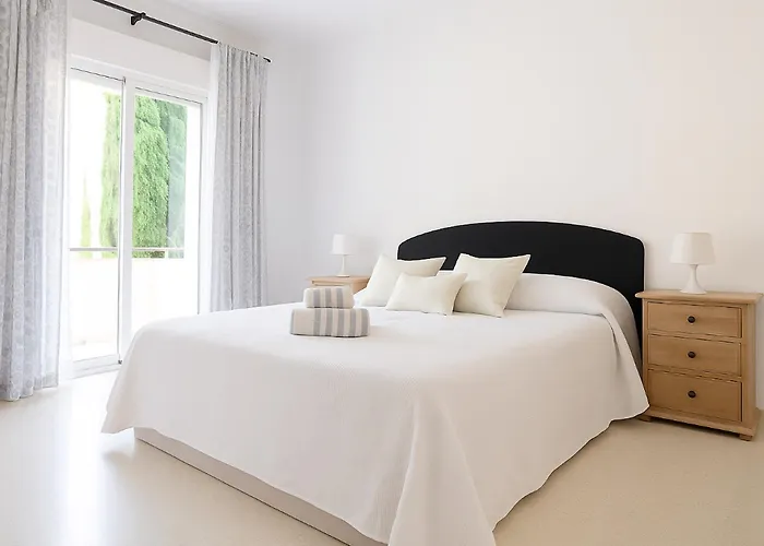 Puerto Banus Private Pool And Garden Villa *