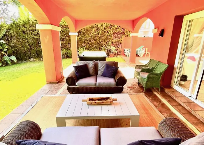 Villa Puerto Banus Private Pool And Garden